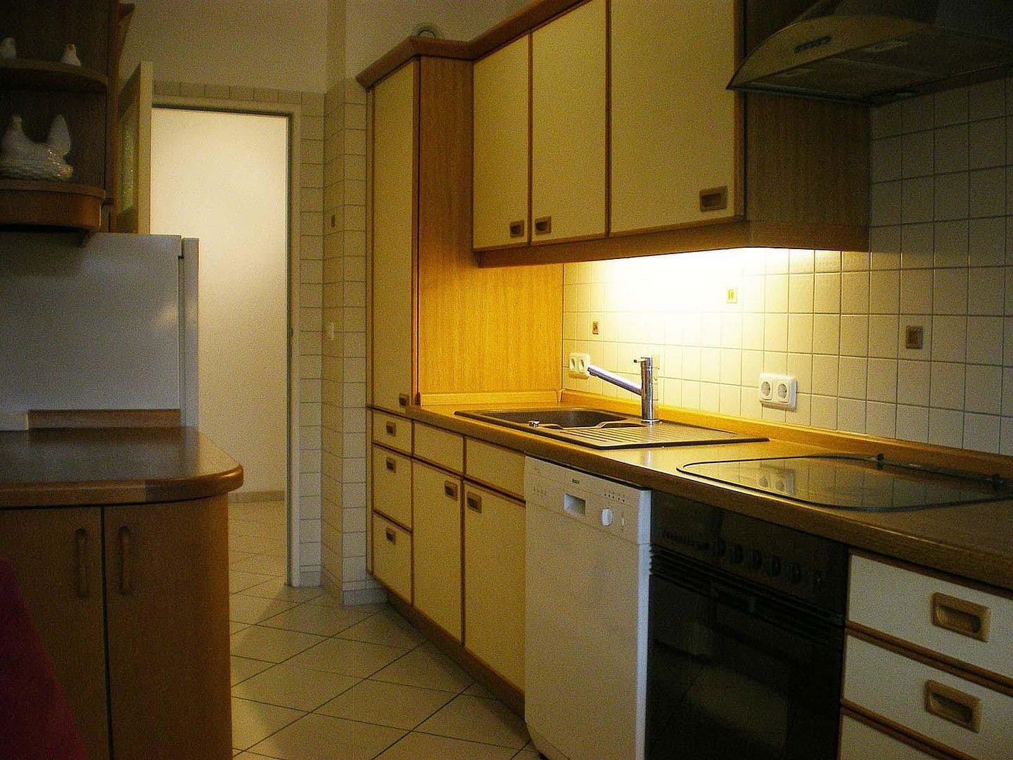 Predaj bytu 2-izbový 68 m², Angerburger Allee, Berlin, Berlín Predaj bytu 2-izbový 68 m², Angerburger Allee, Berlin, Berlín