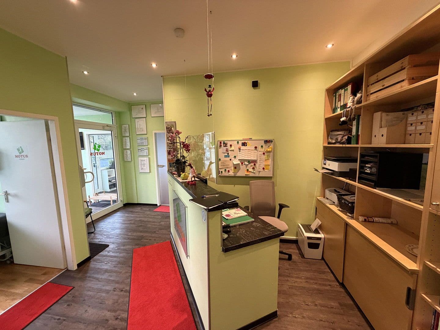 Prenájom kancelárie 129 m², Königsbergerstr. 24, Monheim am Rhein, Severné Porýnie - Westfálsko Prenájom kancelárie 129 m², Königsbergerstr. 24, Monheim am Rhein, Severné Porýnie - Westfálsko