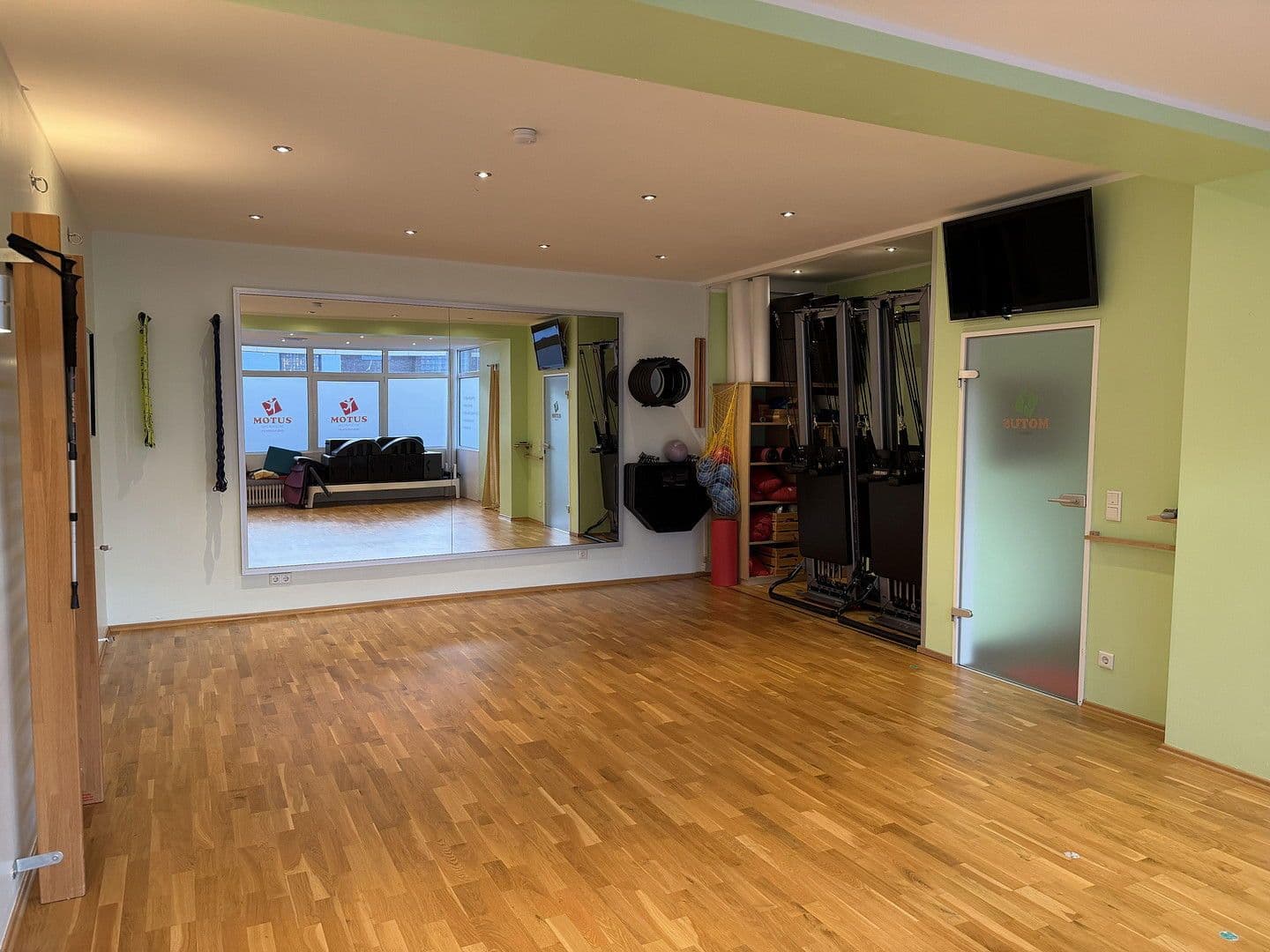 Prenájom kancelárie 129 m², Königsbergerstr. 24, Monheim am Rhein, Severné Porýnie - Westfálsko Prenájom kancelárie 129 m², Königsbergerstr. 24, Monheim am Rhein, Severné Porýnie - Westfálsko