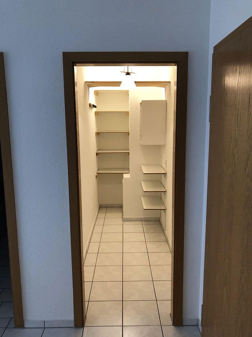 Predaj bytu 2-izbový 56 m², Schillerstraße 37, Schömberg, Bádensko-Wurttembersko Predaj bytu 2-izbový 56 m², Schillerstraße 37, Schömberg, Bádensko-Wurttembersko