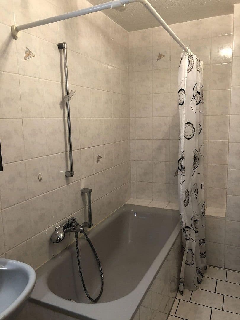 Predaj bytu 2-izbový 56 m², Schillerstraße 37, Schömberg, Bádensko-Wurttembersko Predaj bytu 2-izbový 56 m², Schillerstraße 37, Schömberg, Bádensko-Wurttembersko