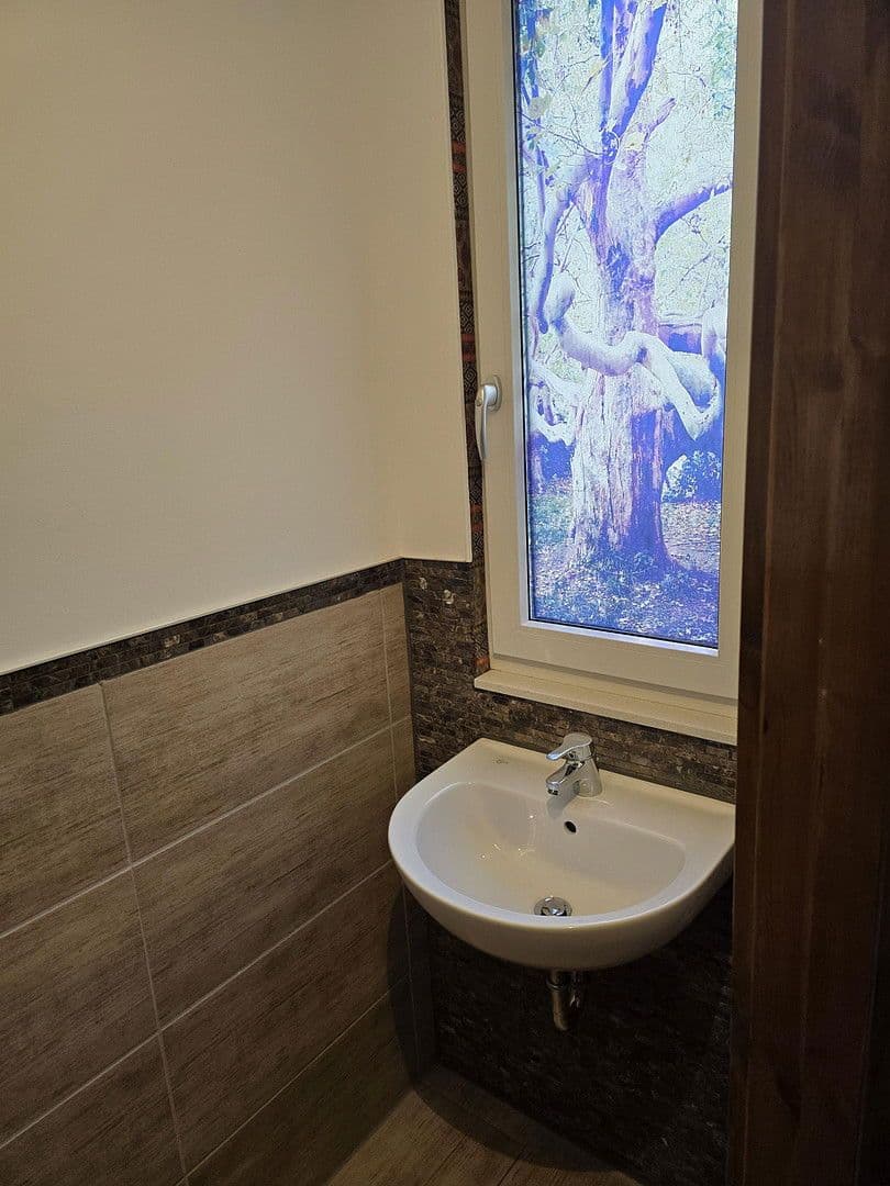 Prenájom domu 120 m², pozemek 237 m², Schmalenhofer Str., 27 A, Velbert, Severné Porýnie - Westfálsko Prenájom domu 120 m², pozemek 237 m², Schmalenhofer Str., 27 A, Velbert, Severné Porýnie - Westfálsko