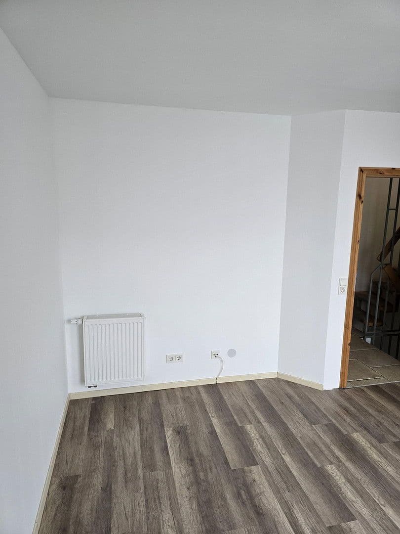 Prenájom domu 120 m², pozemek 237 m², Schmalenhofer Str., 27 A, Velbert, Severné Porýnie - Westfálsko Prenájom domu 120 m², pozemek 237 m², Schmalenhofer Str., 27 A, Velbert, Severné Porýnie - Westfálsko