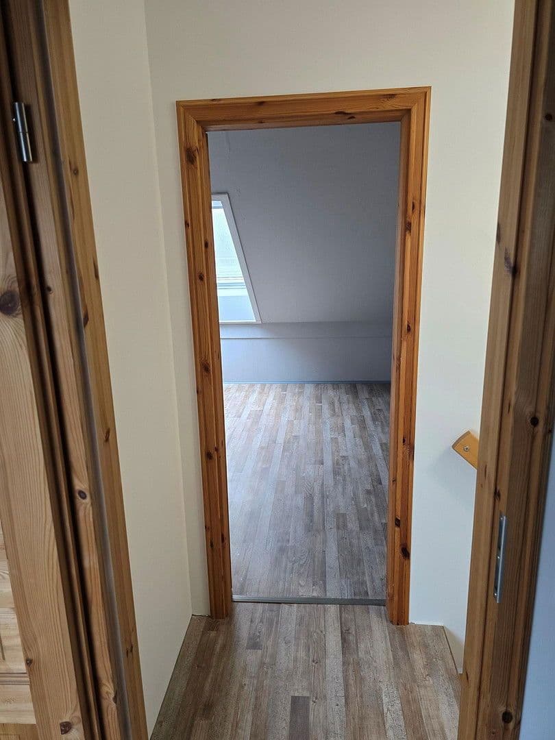 Prenájom domu 120 m², pozemek 237 m², Schmalenhofer Str., 27 A, Velbert, Severné Porýnie - Westfálsko Prenájom domu 120 m², pozemek 237 m², Schmalenhofer Str., 27 A, Velbert, Severné Porýnie - Westfálsko