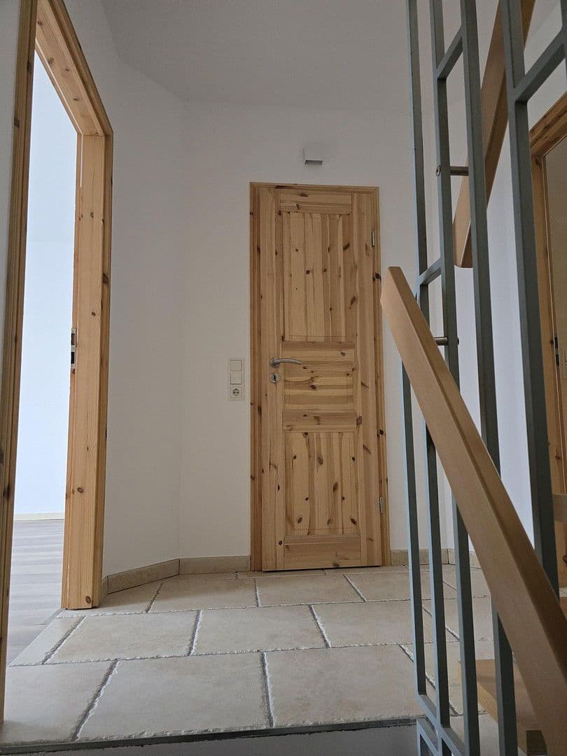 Prenájom domu 120 m², pozemek 237 m², Schmalenhofer Str., 27 A, Velbert, Severné Porýnie - Westfálsko Prenájom domu 120 m², pozemek 237 m², Schmalenhofer Str., 27 A, Velbert, Severné Porýnie - Westfálsko