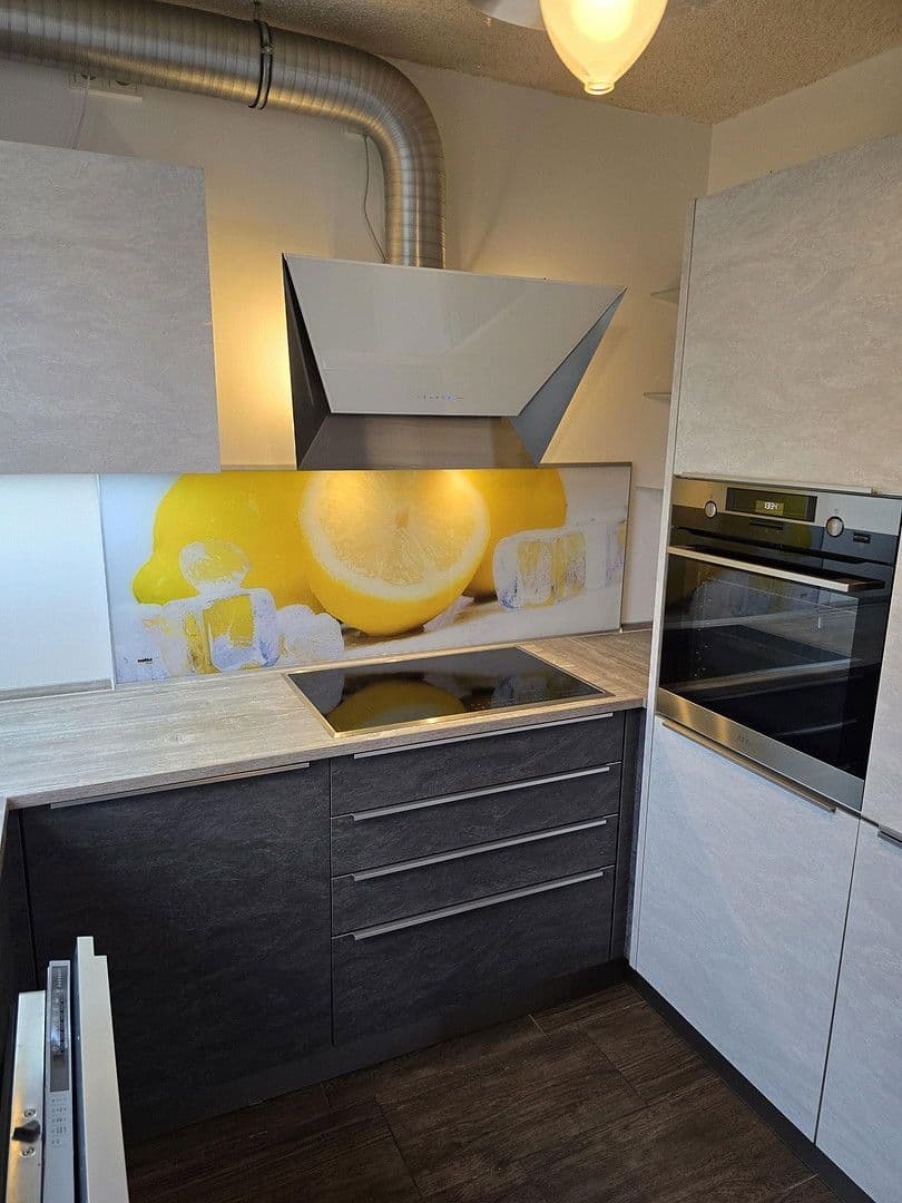 Prenájom domu 120 m², pozemek 237 m², Schmalenhofer Str., 27 A, Velbert, Severné Porýnie - Westfálsko Prenájom domu 120 m², pozemek 237 m², Schmalenhofer Str., 27 A, Velbert, Severné Porýnie - Westfálsko