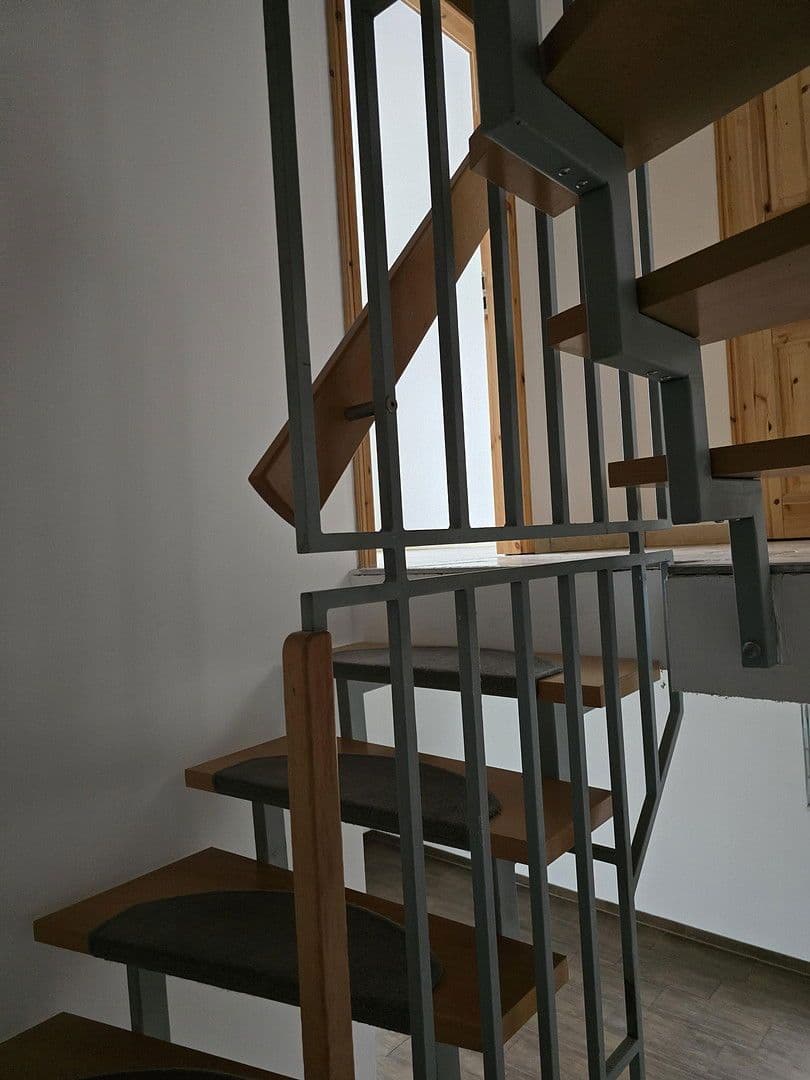 Prenájom domu 120 m², pozemek 237 m², Schmalenhofer Str., 27 A, Velbert, Severné Porýnie - Westfálsko Prenájom domu 120 m², pozemek 237 m², Schmalenhofer Str., 27 A, Velbert, Severné Porýnie - Westfálsko