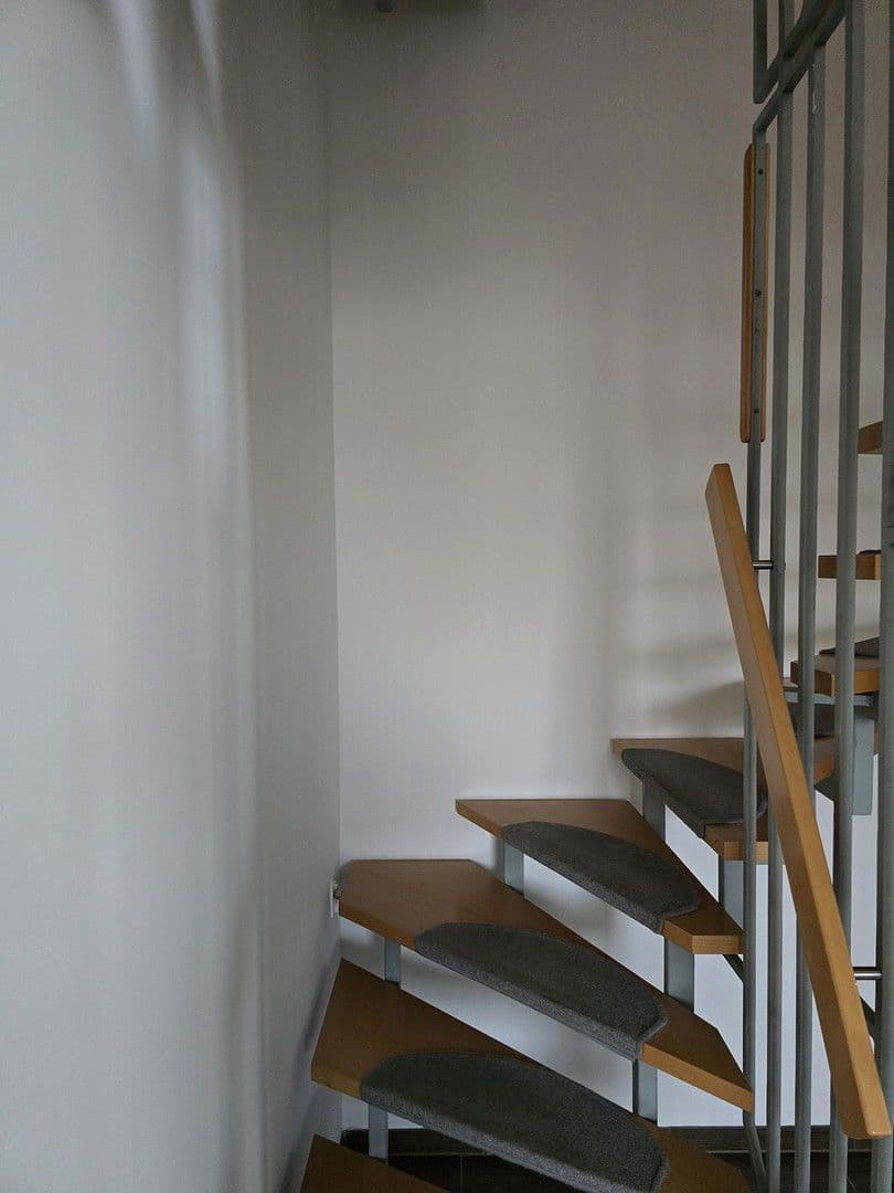 Prenájom domu 120 m², pozemek 237 m², Schmalenhofer Str., 27 A, Velbert, Severné Porýnie - Westfálsko Prenájom domu 120 m², pozemek 237 m², Schmalenhofer Str., 27 A, Velbert, Severné Porýnie - Westfálsko