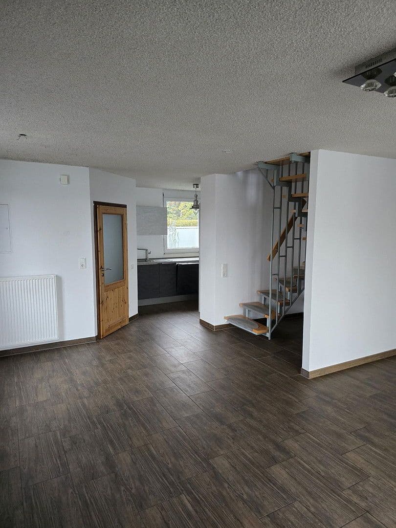 Prenájom domu 120 m², pozemek 237 m², Schmalenhofer Str., 27 A, Velbert, Severné Porýnie - Westfálsko Prenájom domu 120 m², pozemek 237 m², Schmalenhofer Str., 27 A, Velbert, Severné Porýnie - Westfálsko