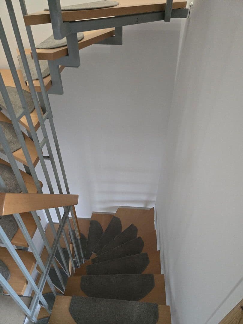 Prenájom domu 120 m², pozemek 237 m², Schmalenhofer Str., 27 A, Velbert, Severné Porýnie - Westfálsko Prenájom domu 120 m², pozemek 237 m², Schmalenhofer Str., 27 A, Velbert, Severné Porýnie - Westfálsko