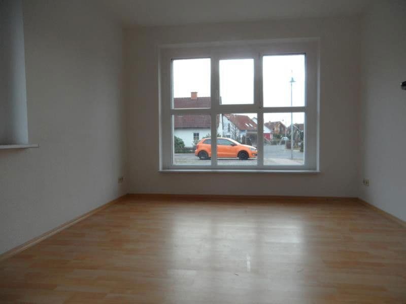 Prenájom bytu 5-izbový 105 m², Bennewitz, Sasko Prenájom bytu 5-izbový 105 m², Bennewitz, Sasko