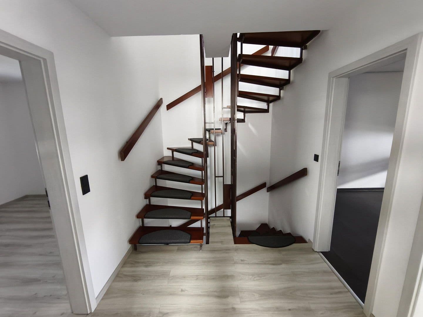 Predaj domu 152 m², pozemek 183 m², Dittelbrunn, Bavorsko Predaj domu 152 m², pozemek 183 m², Dittelbrunn, Bavorsko