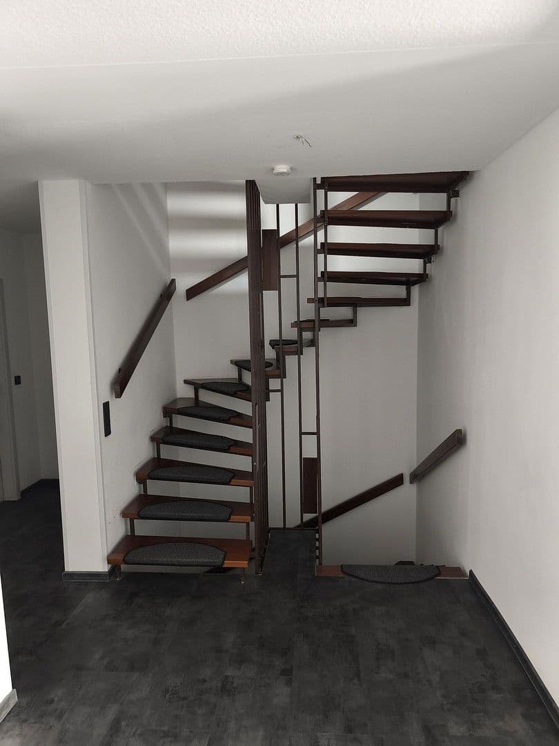 Predaj domu 152 m², pozemek 183 m², Dittelbrunn, Bavorsko Predaj domu 152 m², pozemek 183 m², Dittelbrunn, Bavorsko