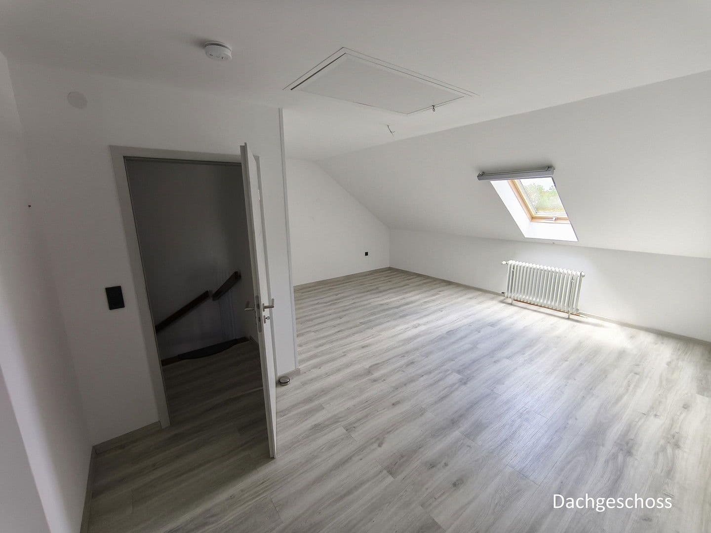 Predaj domu 152 m², pozemek 183 m², Dittelbrunn, Bavorsko Predaj domu 152 m², pozemek 183 m², Dittelbrunn, Bavorsko