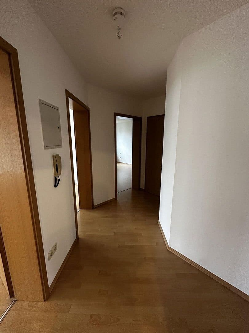 Prenájom bytu 3-izbový 90 m², Gutenbergstraße 27a, Zirndorf, Bavorsko Prenájom bytu 3-izbový 90 m², Gutenbergstraße 27a, Zirndorf, Bavorsko