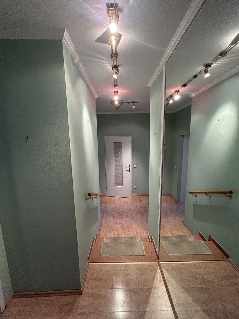 Prenájom bytu 3-izbový 90 m², Gurkgasse 26, Wien, Viedeň Prenájom bytu 3-izbový 90 m², Gurkgasse 26, Wien, Viedeň