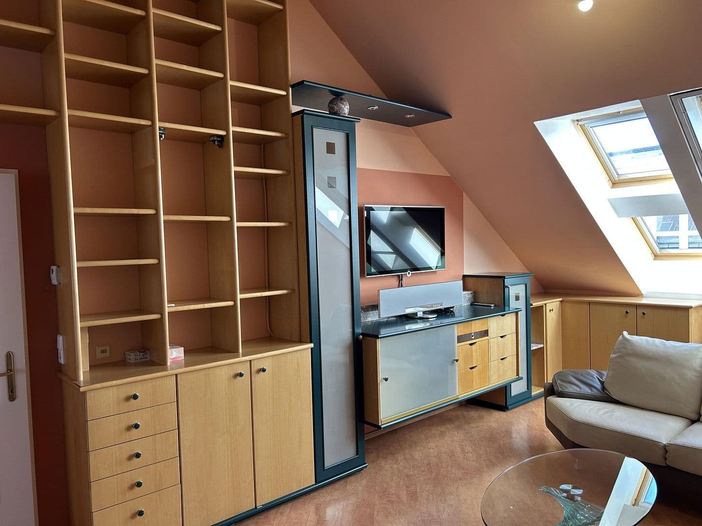 Prenájom bytu 3-izbový 90 m², Gurkgasse 26, Wien, Viedeň Prenájom bytu 3-izbový 90 m², Gurkgasse 26, Wien, Viedeň