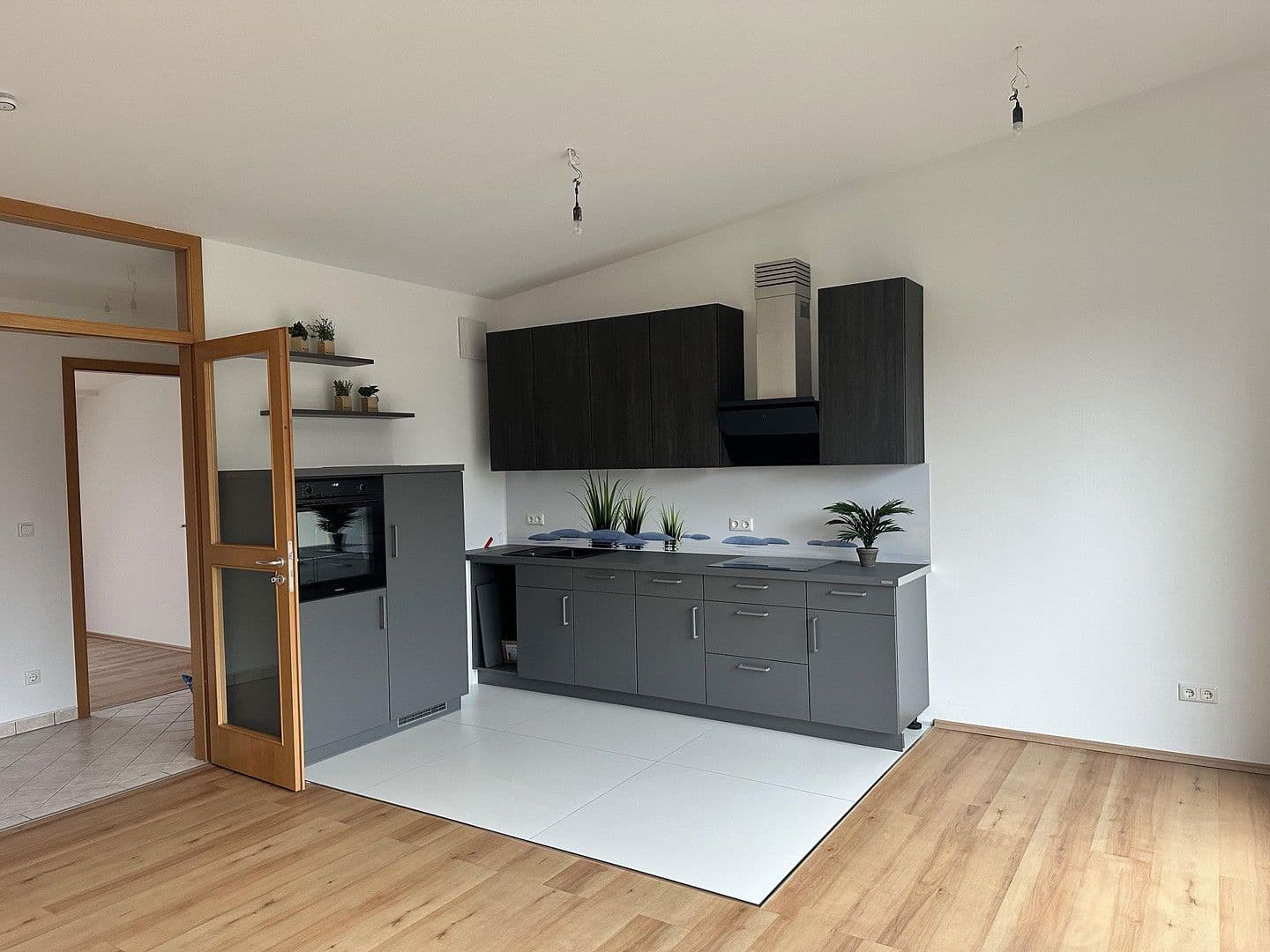 Predaj bytu 2-izbový 56 m², Berlin, Berlín Predaj bytu 2-izbový 56 m², Berlin, Berlín