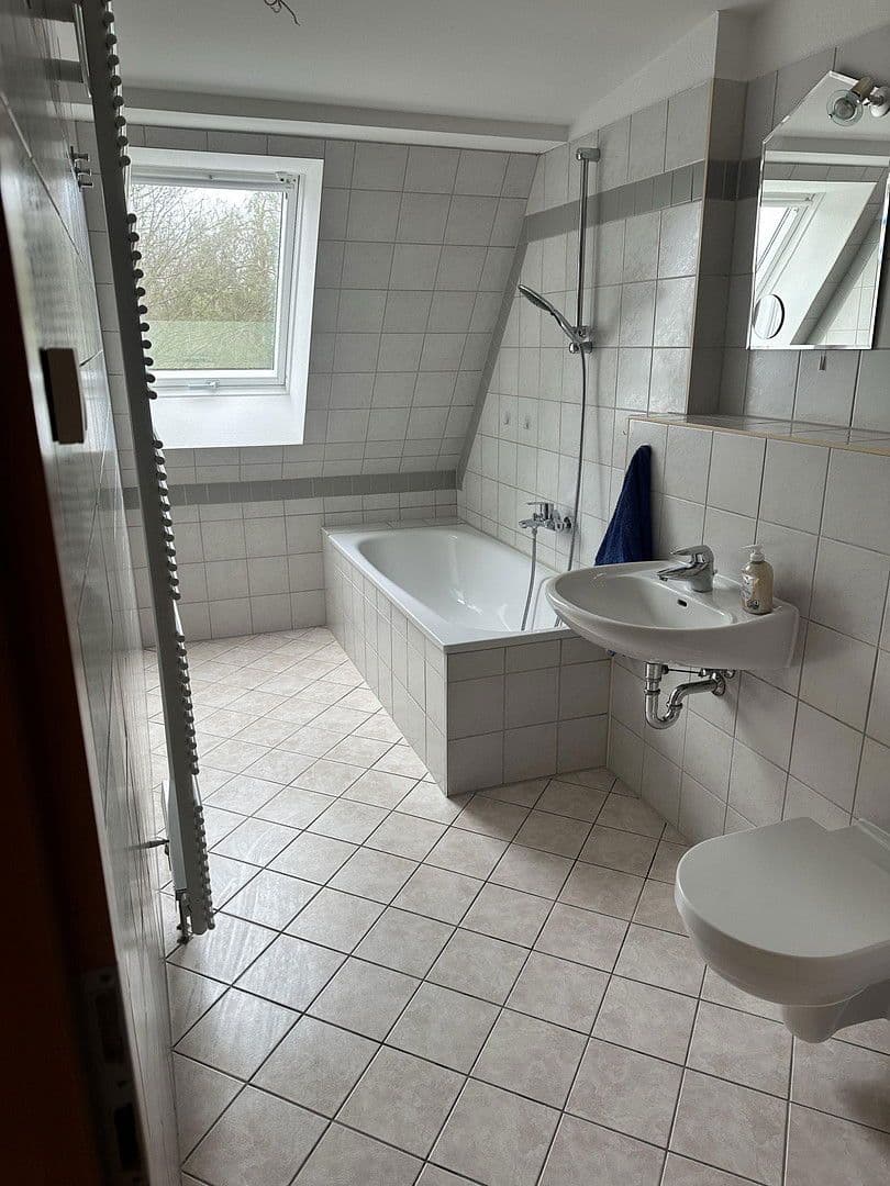 Predaj bytu 2-izbový 56 m², Berlin, Berlín Predaj bytu 2-izbový 56 m², Berlin, Berlín