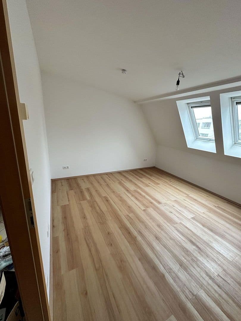 Predaj bytu 2-izbový 56 m², Berlin, Berlín Predaj bytu 2-izbový 56 m², Berlin, Berlín