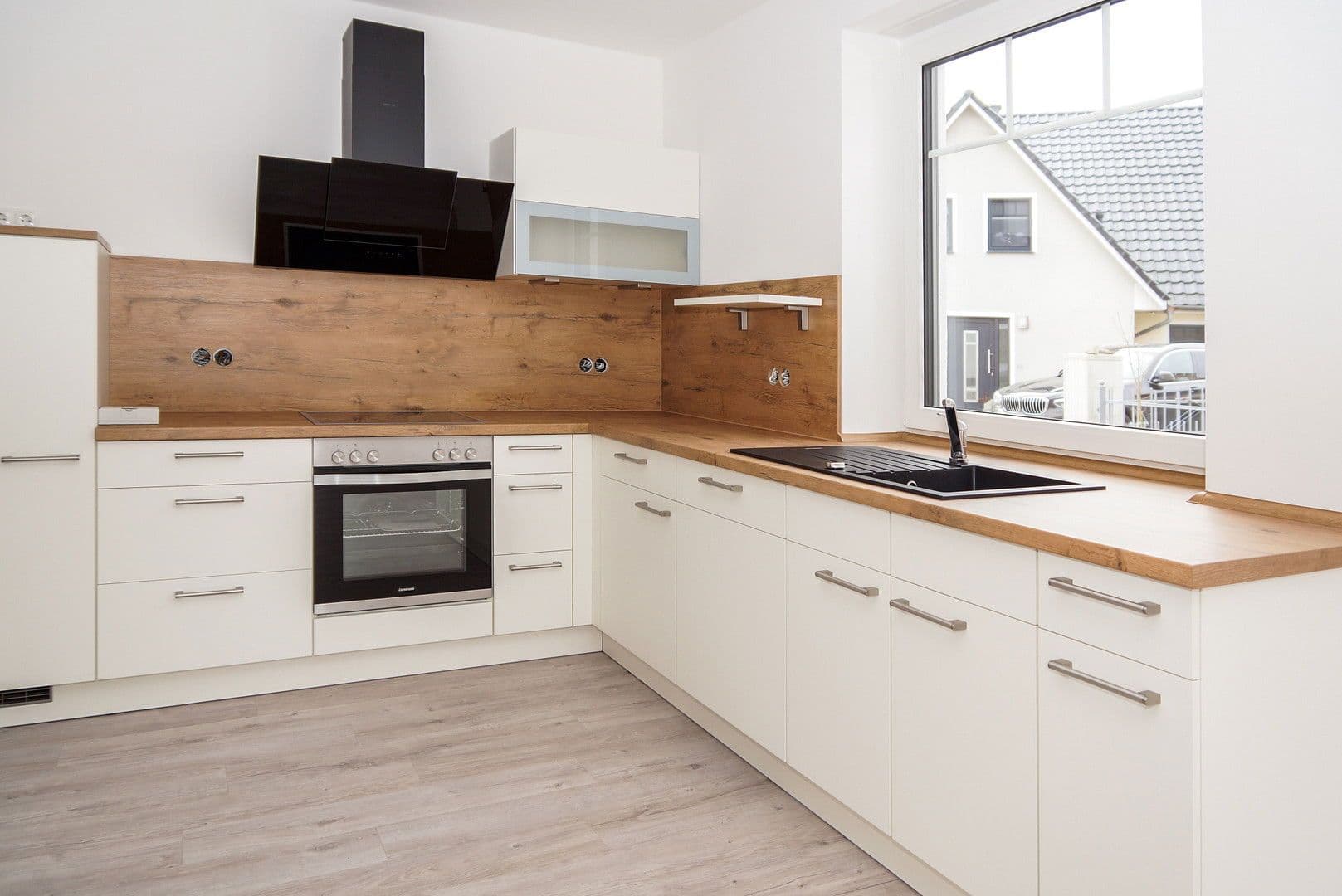 Prenájom domu 120 m², pozemek 320 m², Hornstorf, Meklenbursko-Predpomoransko Prenájom domu 120 m², pozemek 320 m², Hornstorf, Meklenbursko-Predpomoransko