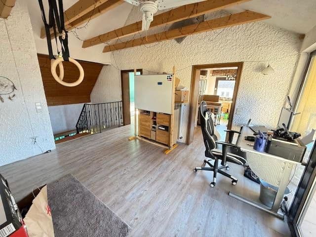 Predaj domu 201 m², pozemek 1.430 m², Michelau in Oberfranken, Bavorsko Predaj domu 201 m², pozemek 1.430 m², Michelau in Oberfranken, Bavorsko