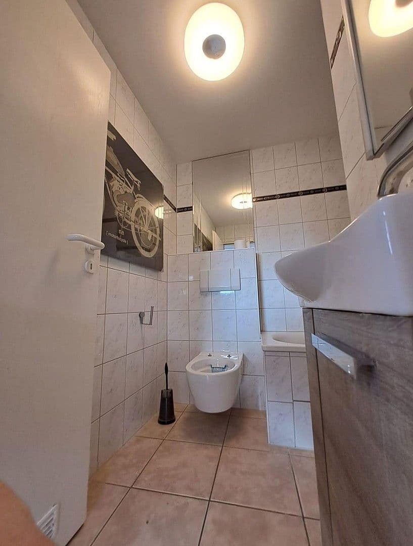 Predaj bytu 1-izbový 41 m², Berlin, Berlín Predaj bytu 1-izbový 41 m², Berlin, Berlín