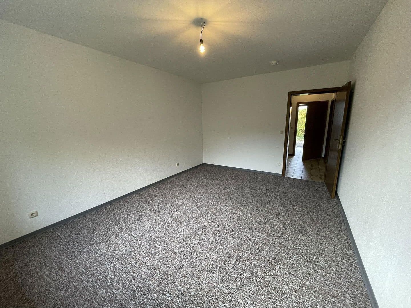 Prenájom bytu 2-izbový 62 m², Kopernikusstraße 3a, Celle, Dolné Sasko Prenájom bytu 2-izbový 62 m², Kopernikusstraße 3a, Celle, Dolné Sasko