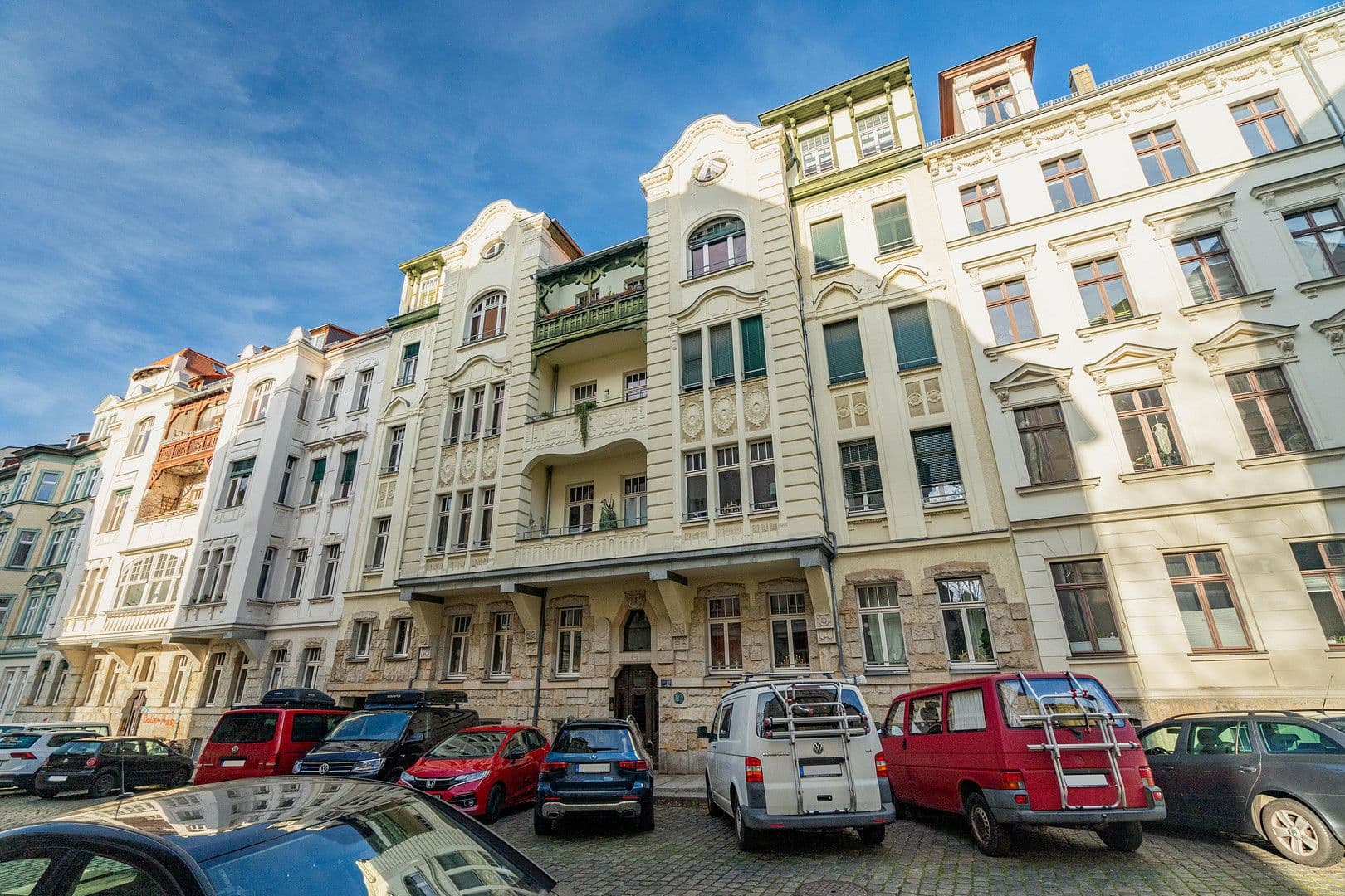 Prenájom bytu 2-izbový 76 m², Leipzig, Sasko Prenájom bytu 2-izbový 76 m², Leipzig, Sasko