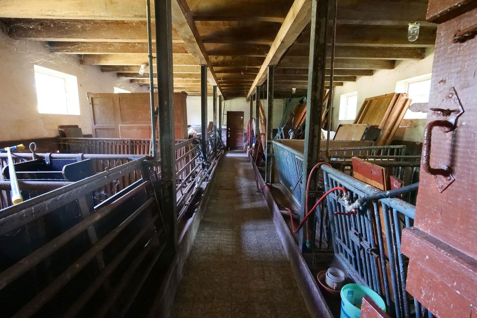 Predaj domu 144 m², pozemek 3.000 m², Brockum, Dolné Sasko Predaj domu 144 m², pozemek 3.000 m², Brockum, Dolné Sasko