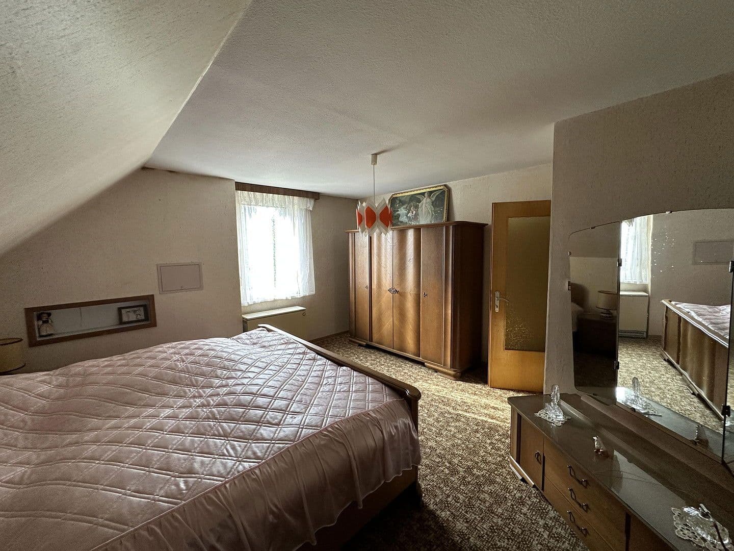 Predaj domu 144 m², pozemek 3.000 m², Brockum, Dolné Sasko Predaj domu 144 m², pozemek 3.000 m², Brockum, Dolné Sasko