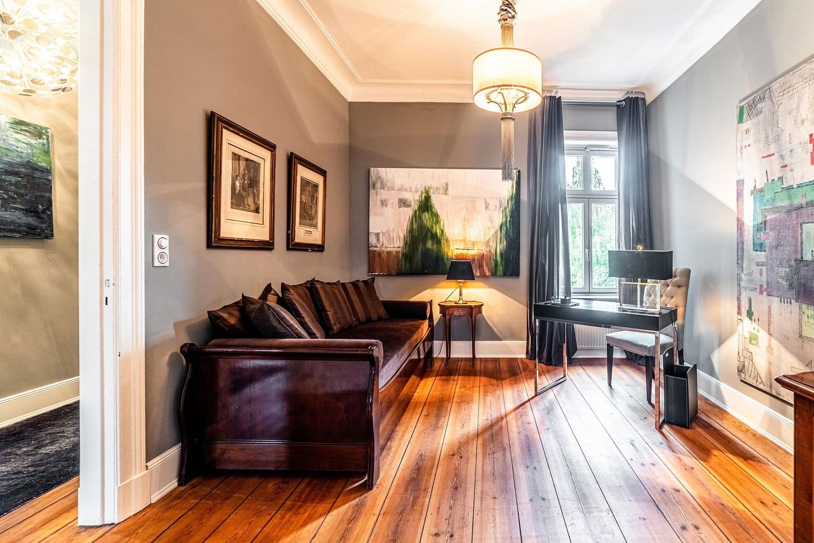 Prenájom bytu 4-izbový 95 m², Hamburg, Hamburg Prenájom bytu 4-izbový 95 m², Hamburg, Hamburg