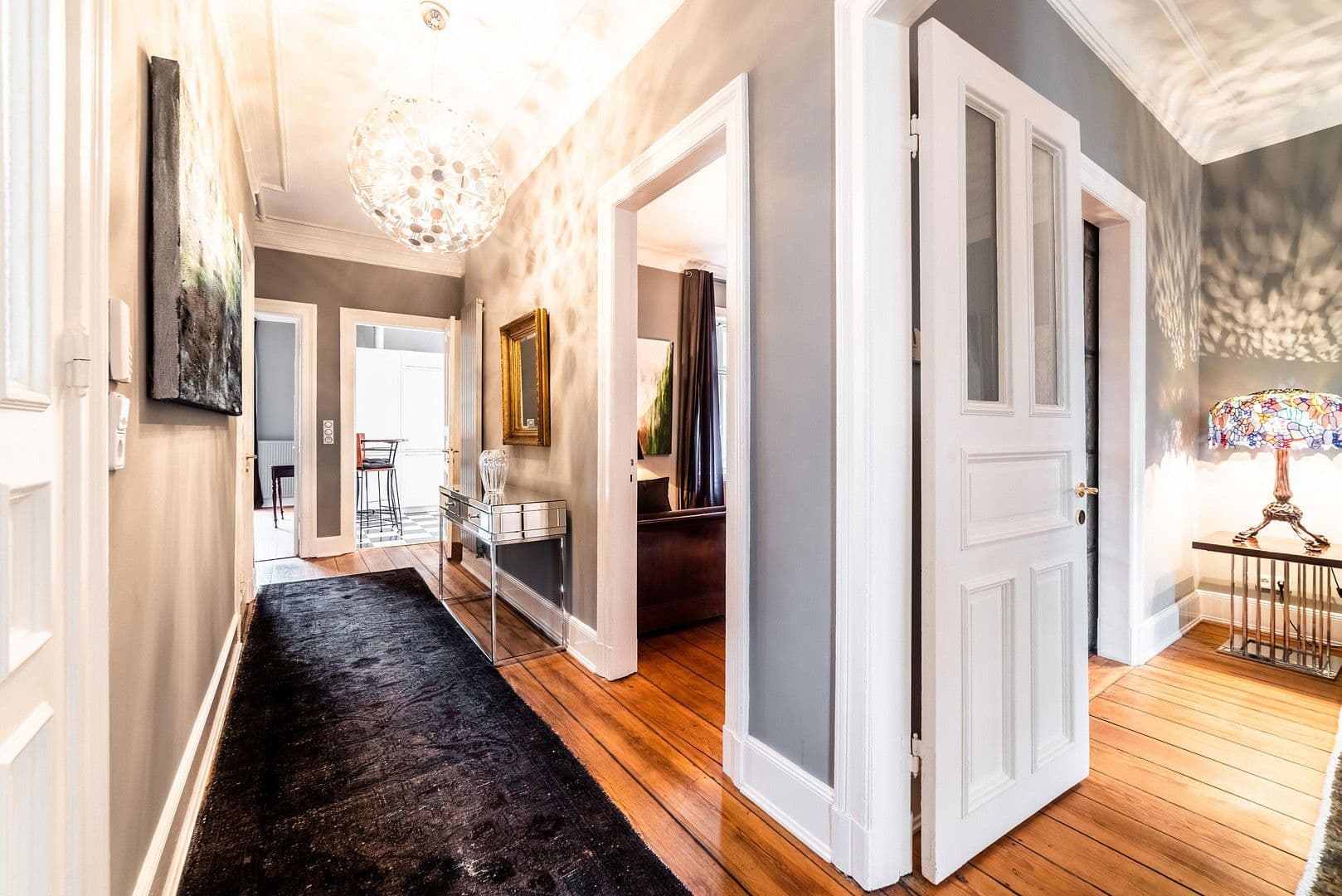 Prenájom bytu 4-izbový 95 m², Hamburg, Hamburg Prenájom bytu 4-izbový 95 m², Hamburg, Hamburg