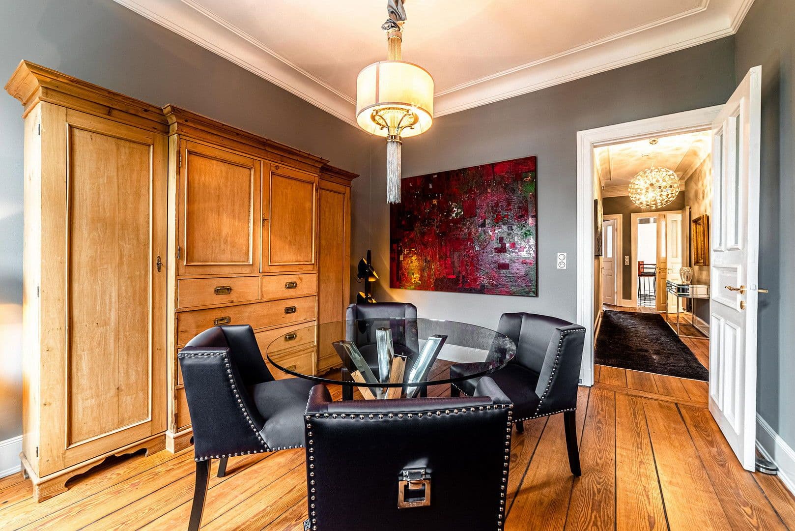 Prenájom bytu 4-izbový 95 m², Hamburg, Hamburg Prenájom bytu 4-izbový 95 m², Hamburg, Hamburg