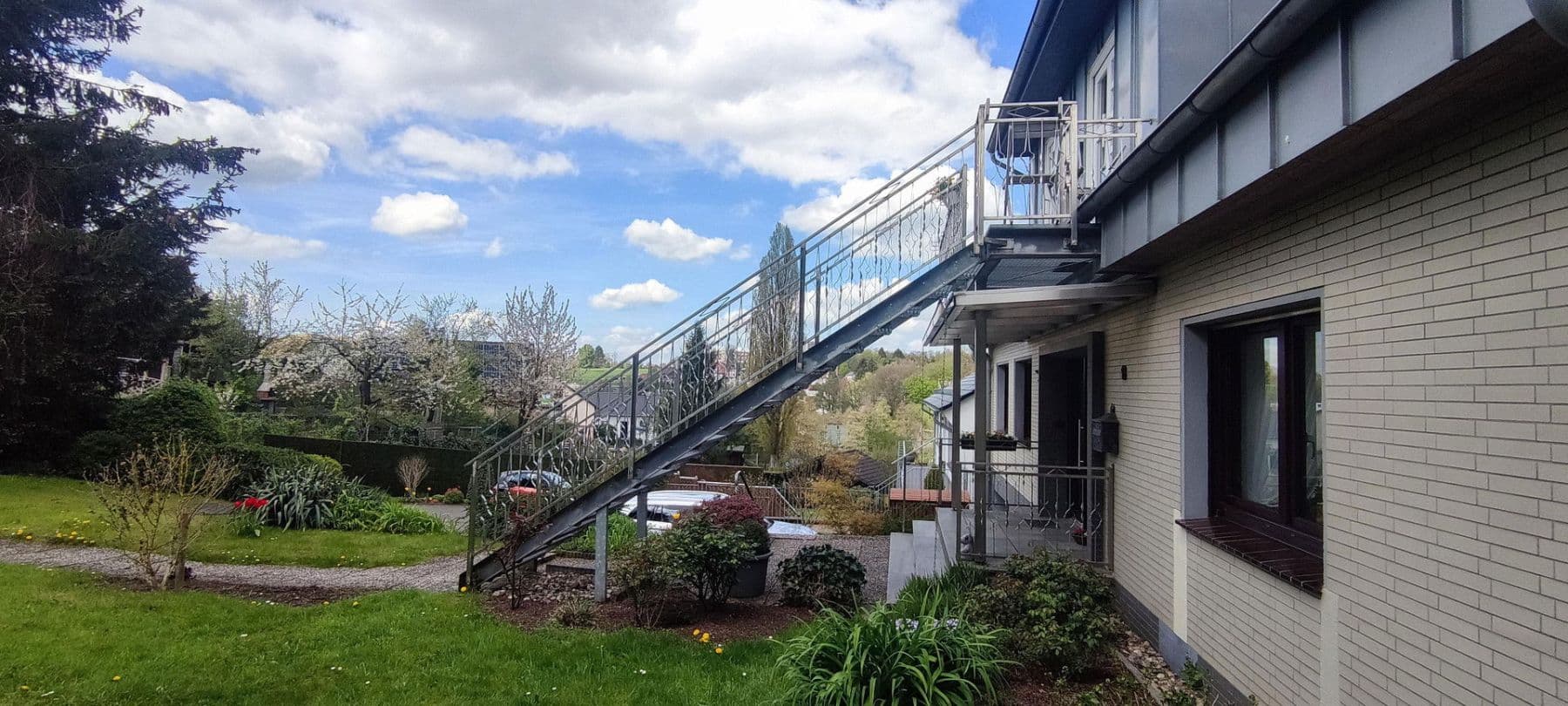 Predaj domu 273 m², pozemek 1.090 m², Solingen, Severné Porýnie - Westfálsko Predaj domu 273 m², pozemek 1.090 m², Solingen, Severné Porýnie - Westfálsko