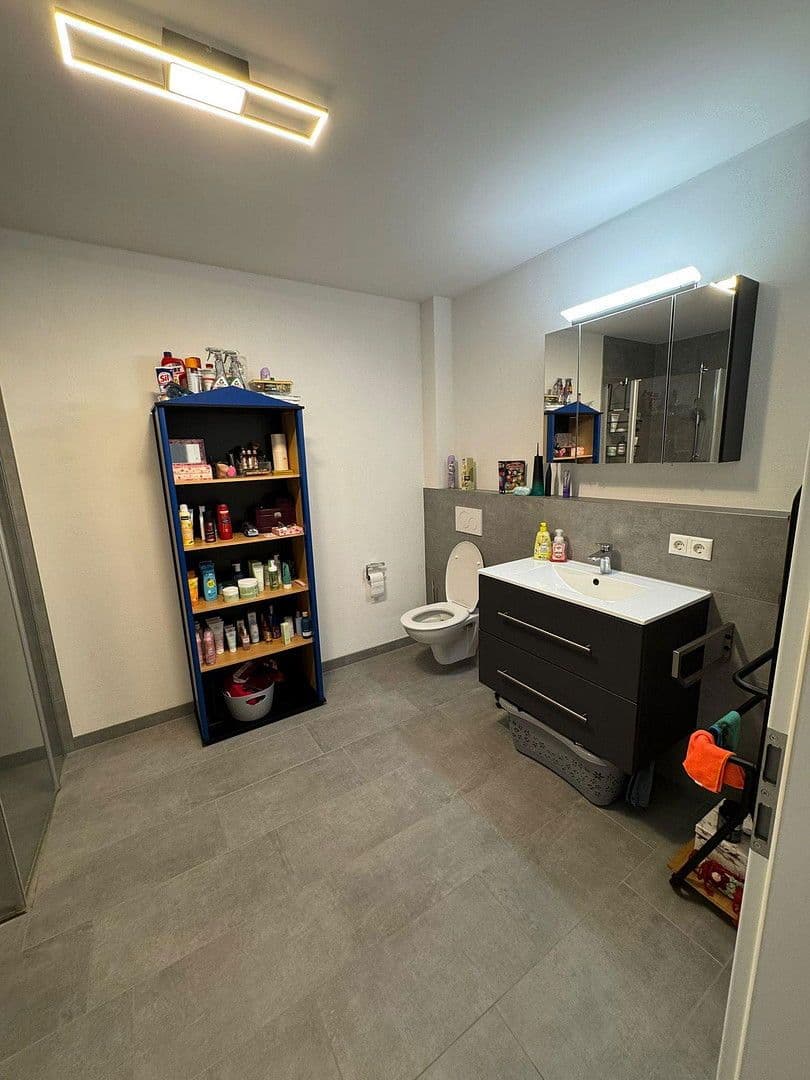 Prenájom bytu 2-izbový 69 m², Hauptstraße. 39a, Unterdietfurt, Bavorsko Prenájom bytu 2-izbový 69 m², Hauptstraße. 39a, Unterdietfurt, Bavorsko