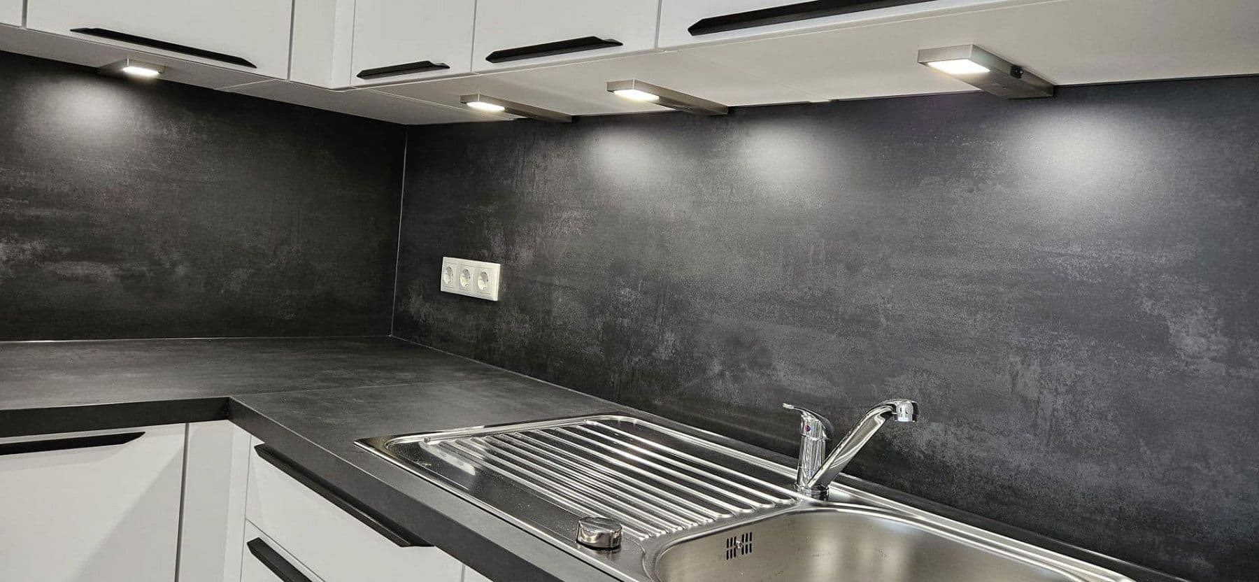 Prenájom bytu 2-izbový 69 m², Hauptstraße. 39a, Unterdietfurt, Bavorsko Prenájom bytu 2-izbový 69 m², Hauptstraße. 39a, Unterdietfurt, Bavorsko