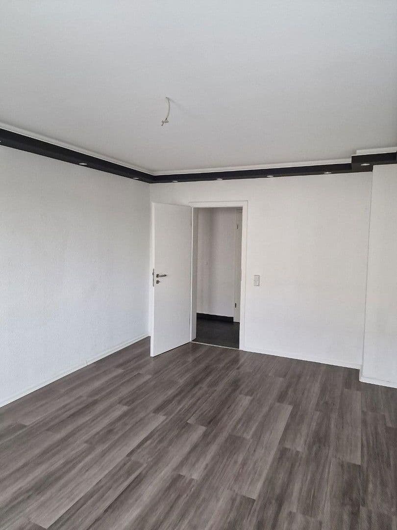 Predaj domu 408 m², Gartenstr 8B, Königshain-Wiederau, Sasko Predaj domu 408 m², Gartenstr 8B, Königshain-Wiederau, Sasko