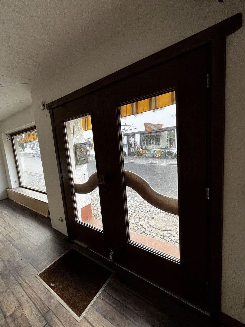 Prenájom nebytového priestoru 123 m², Hauptstraße 9, Ohlstadt, Bavorsko Prenájom nebytového priestoru 123 m², Hauptstraße 9, Ohlstadt, Bavorsko