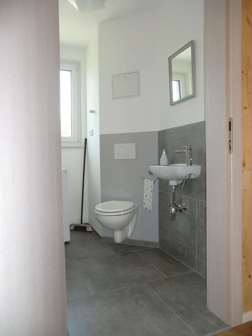 Prenájom bytu 2-izbový 60 m², Neuhaus am Inn, Bavorsko Prenájom bytu 2-izbový 60 m², Neuhaus am Inn, Bavorsko