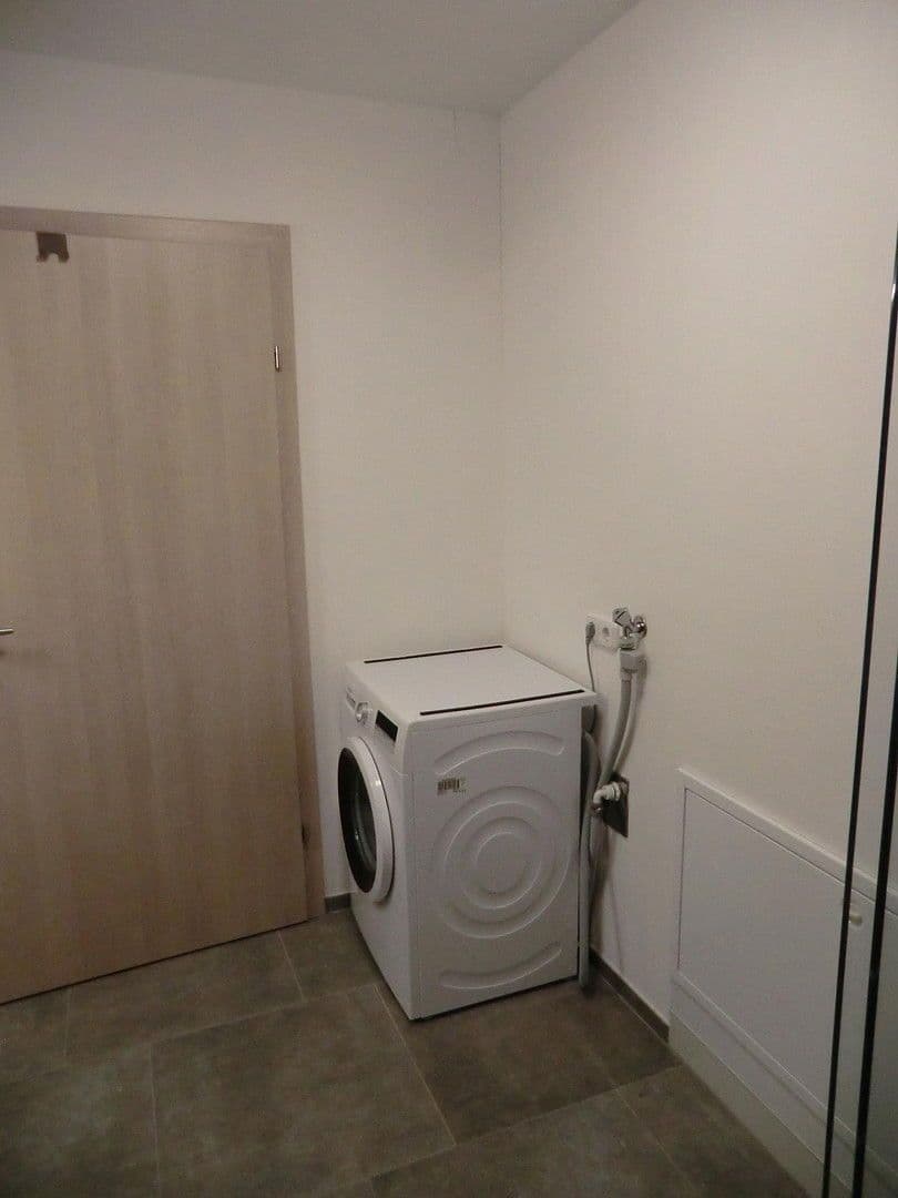 Prenájom bytu 2-izbový 60 m², Neuhaus am Inn, Bavorsko Prenájom bytu 2-izbový 60 m², Neuhaus am Inn, Bavorsko