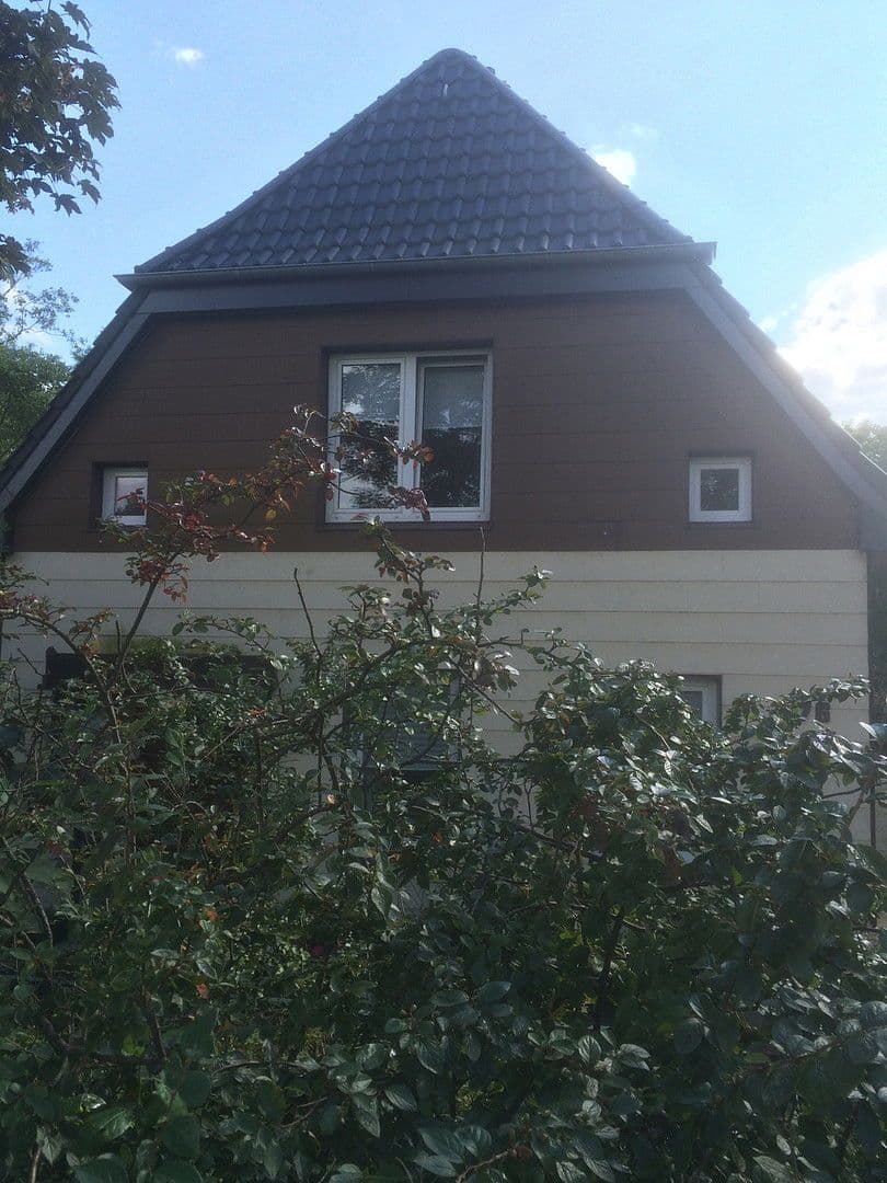 Prenájom bytu 3-izbový 102 m², Kiel, Šlezvicko-Holštajnsko Prenájom bytu 3-izbový 102 m², Kiel, Šlezvicko-Holštajnsko