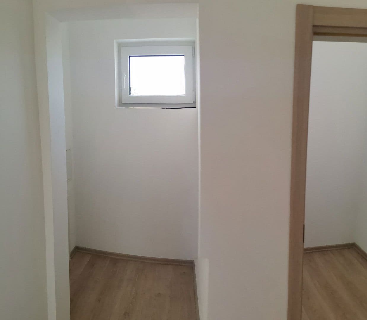 Prenájom bytu 2-izbový 57 m², Schwabacher Strasse /Südstadt, Fürth, Bavorsko Prenájom bytu 2-izbový 57 m², Schwabacher Strasse /Südstadt, Fürth, Bavorsko