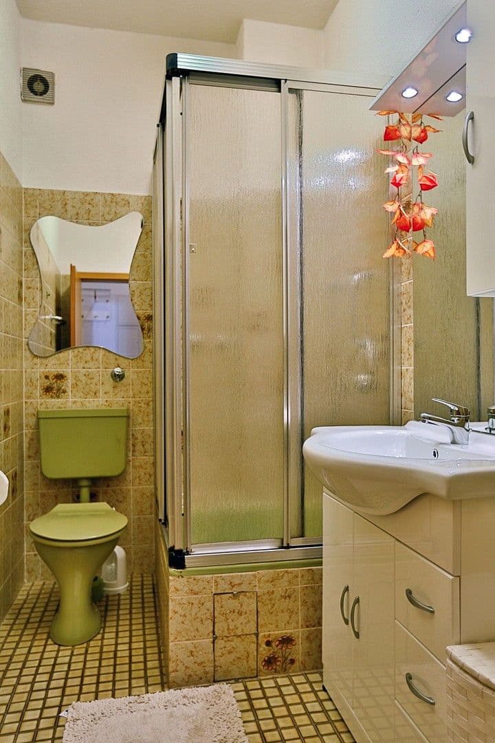 Prenájom bytu 2-izbový 45 m², Gelsenkirchen, Severné Porýnie - Westfálsko Prenájom bytu 2-izbový 45 m², Gelsenkirchen, Severné Porýnie - Westfálsko