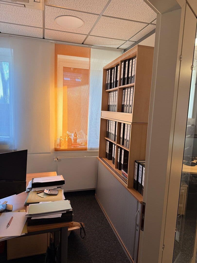 Prenájom kancelárie 70 m², Steinhofstraße 1, Dortmund, Severné Porýnie - Westfálsko Prenájom kancelárie 70 m², Steinhofstraße 1, Dortmund, Severné Porýnie - Westfálsko