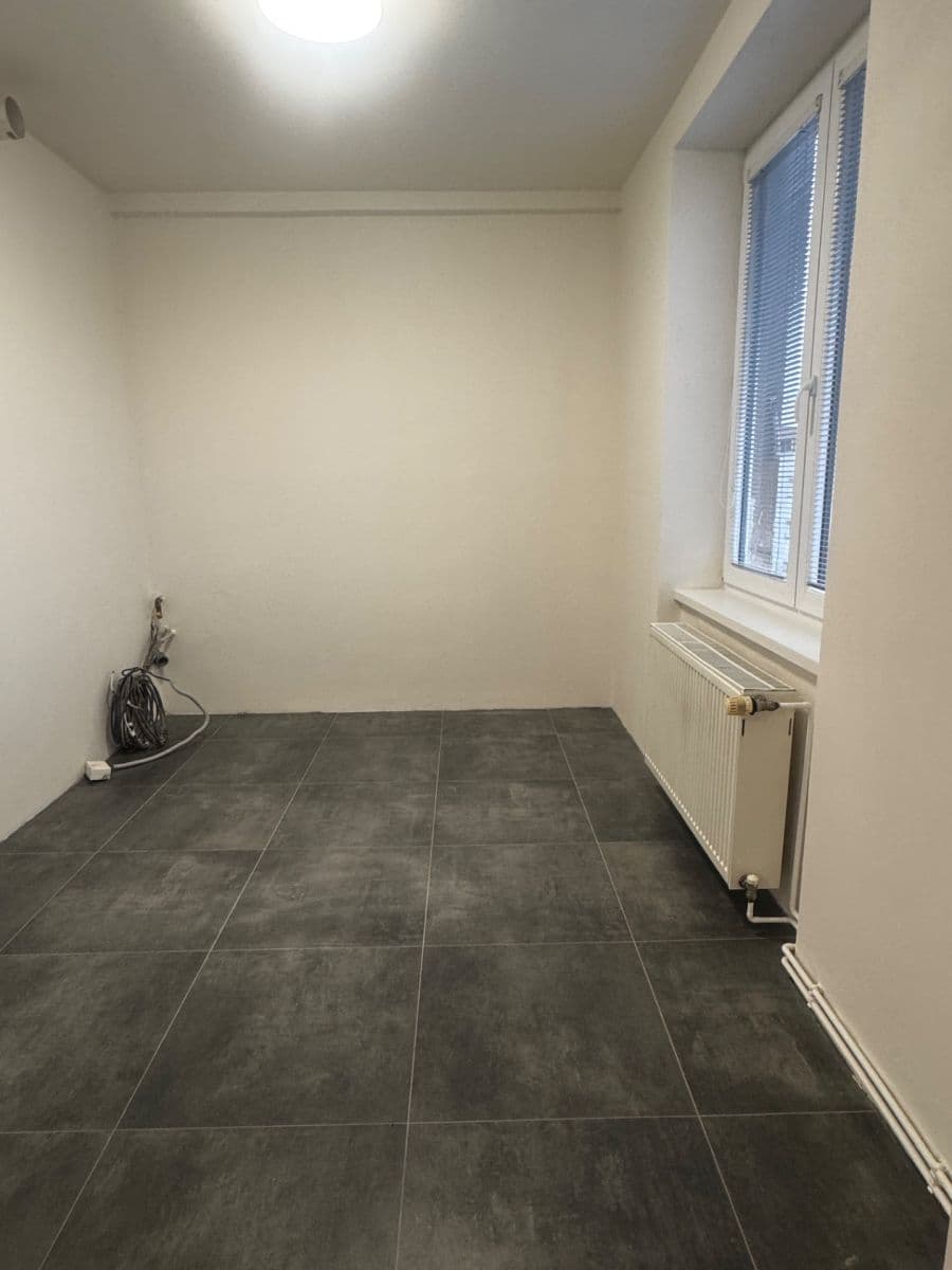 Predaj bytu 3-izbový 82 m², Ortenovo náměstí, Praha, Praha Predaj bytu 3-izbový 82 m², Ortenovo náměstí, Praha, Praha