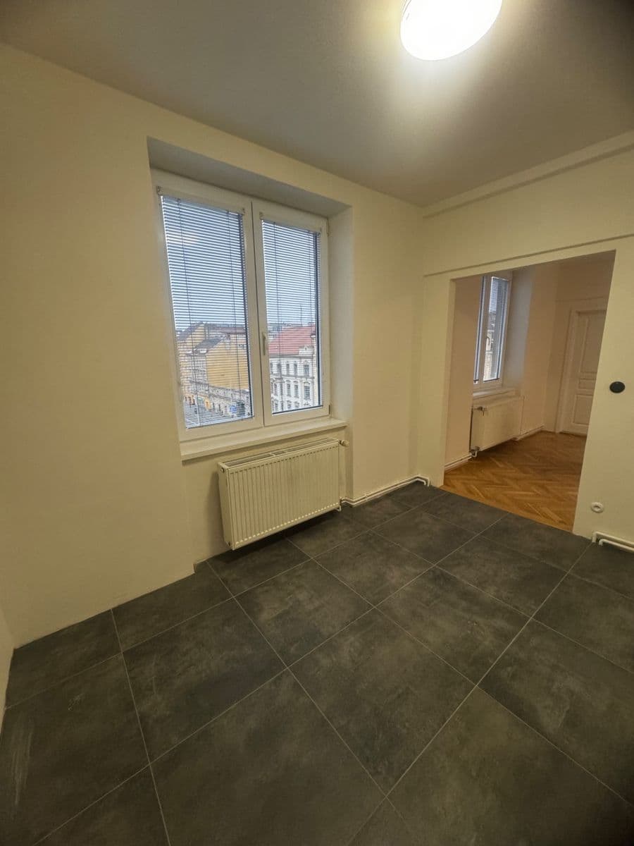 Predaj bytu 3-izbový 82 m², Ortenovo náměstí, Praha, Praha Predaj bytu 3-izbový 82 m², Ortenovo náměstí, Praha, Praha