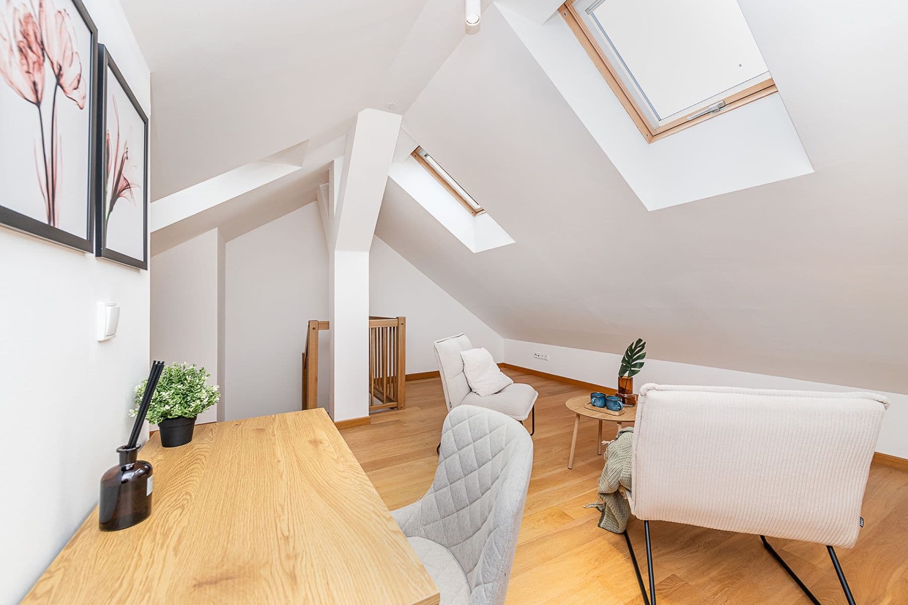 Predaj bytu 4-izbový 117 m², Chodská, Praha, Praha Predaj bytu 4-izbový 117 m², Chodská, Praha, Praha