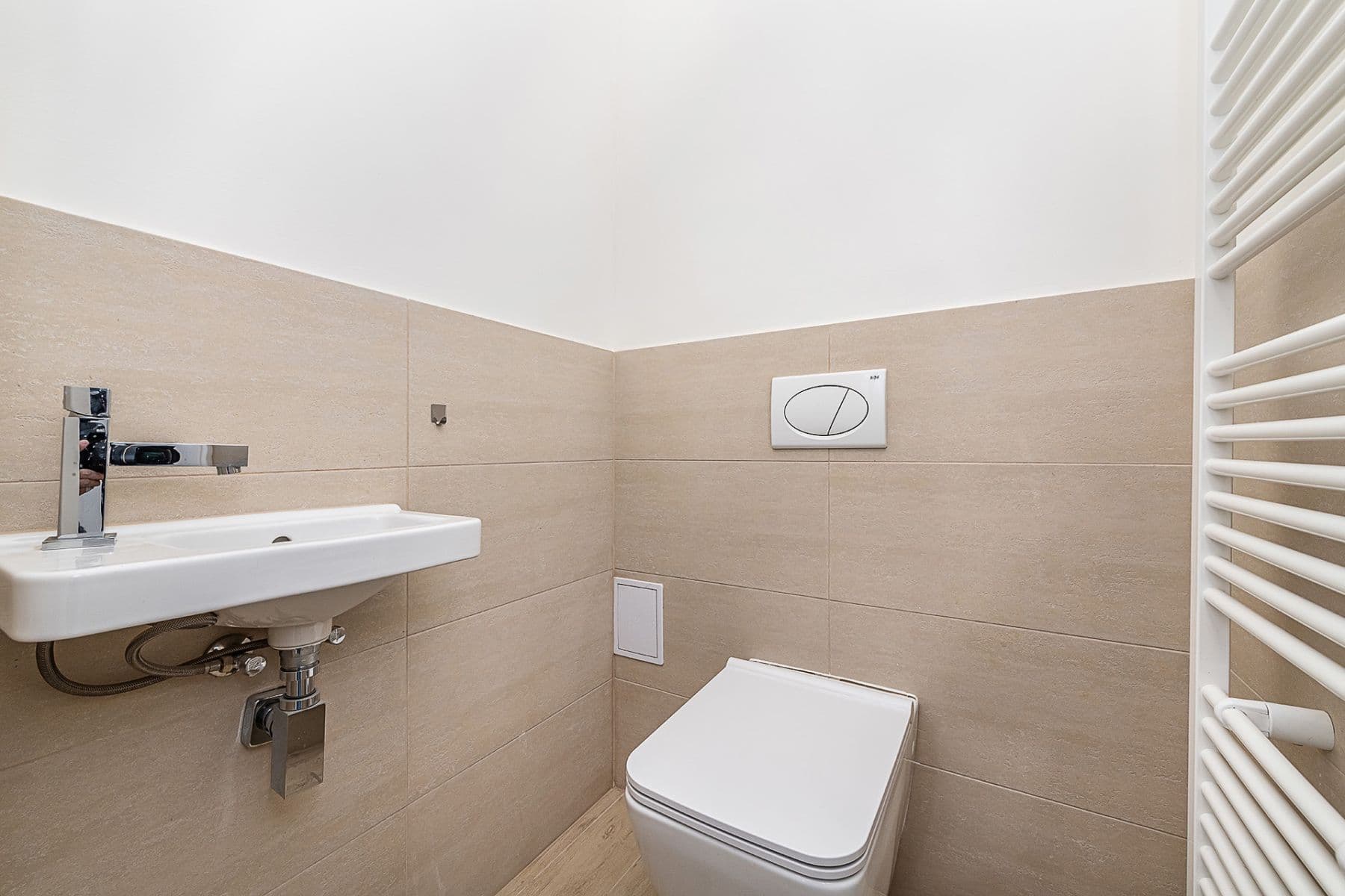 Predaj bytu 4-izbový 117 m², Chodská, Praha, Praha Predaj bytu 4-izbový 117 m², Chodská, Praha, Praha