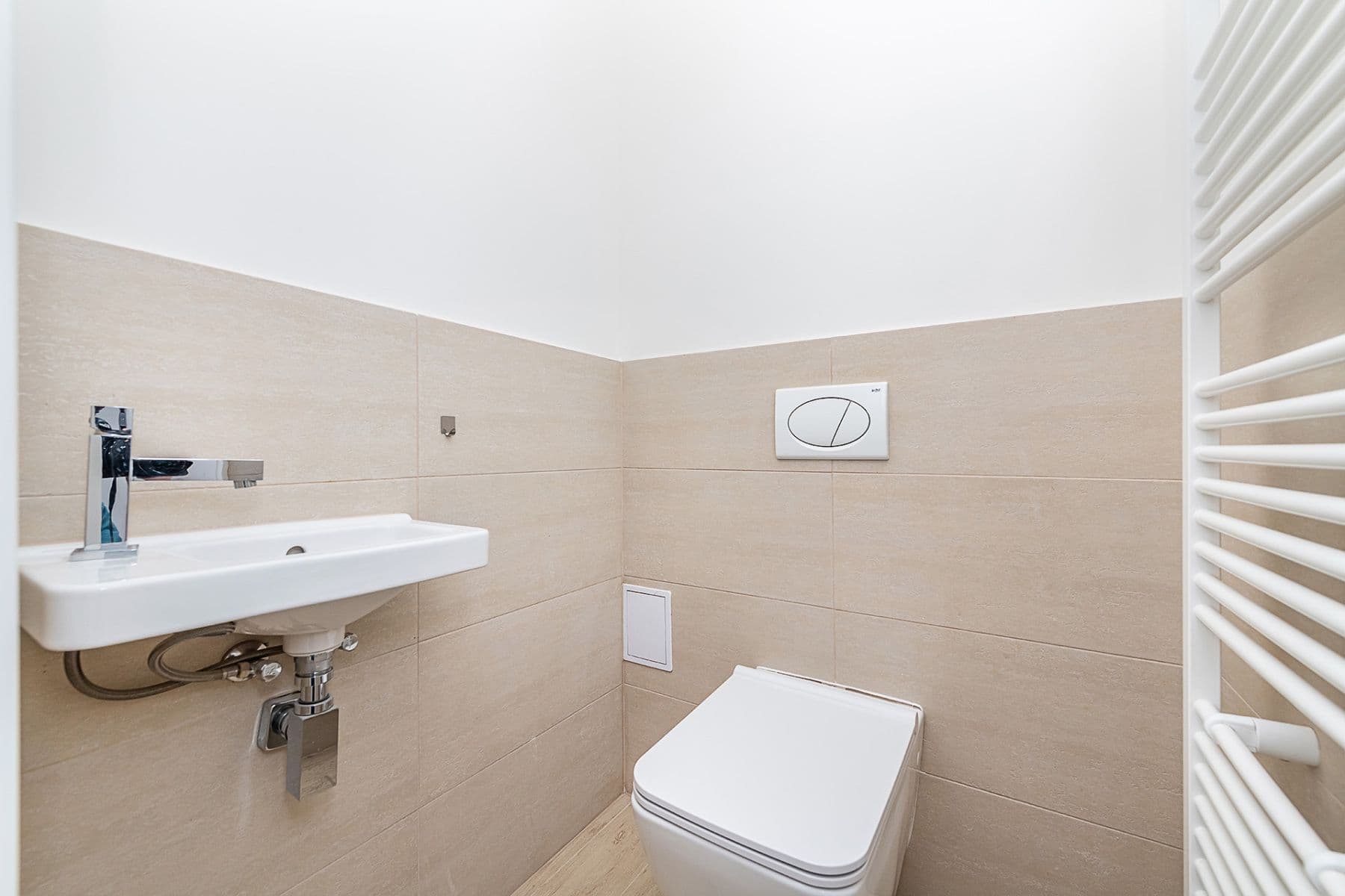 Predaj bytu 3-izbový 117 m², Chodská, Praha, Praha Predaj bytu 3-izbový 117 m², Chodská, Praha, Praha